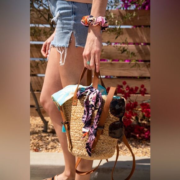 XIX Palms The Shore Break Picnic Cooler Backpack Straw Bag NWT main image 13